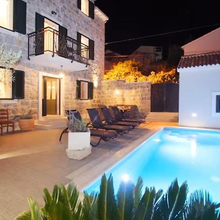 Villa Filipetti With Heated Pool Makarska Exterior foto